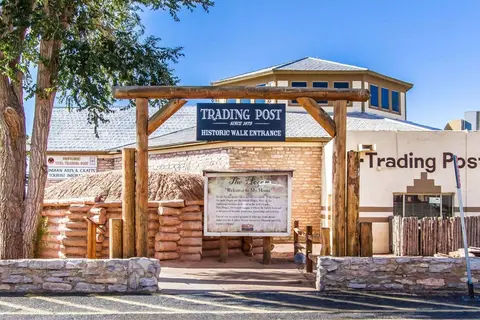 Navajoland Inn and RV Park