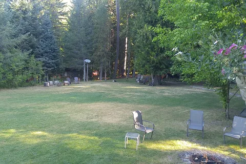 Karibu Park Cottages and Campground