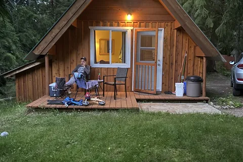 Karibu Park Cottages and Campground