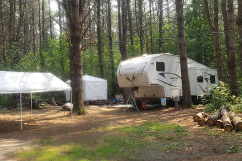 Warrensburg Travel Park & Riverfront Campground
