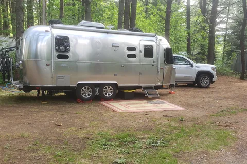 Warrensburg Travel Park & Riverfront Campground