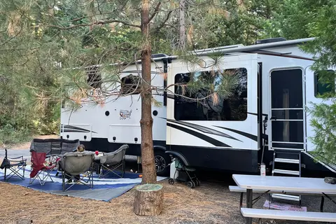 Crater Lake RV Park