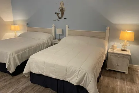 The Oaks RV Resort and Motel