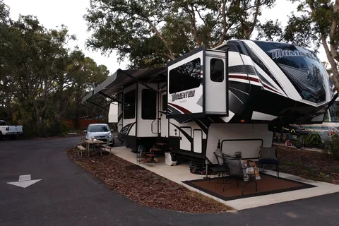 The Oaks RV Resort and Motel