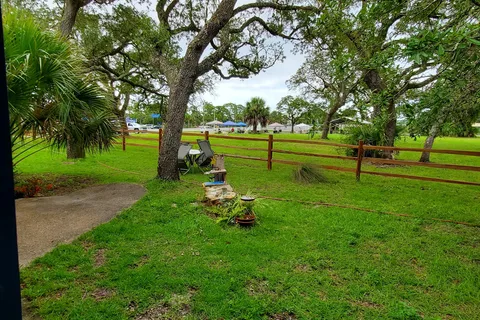 The Oaks RV Resort and Motel
