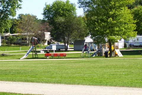 Oaks Campgrounds