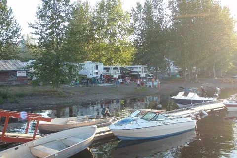 Coopdogg's Fishing Lodge