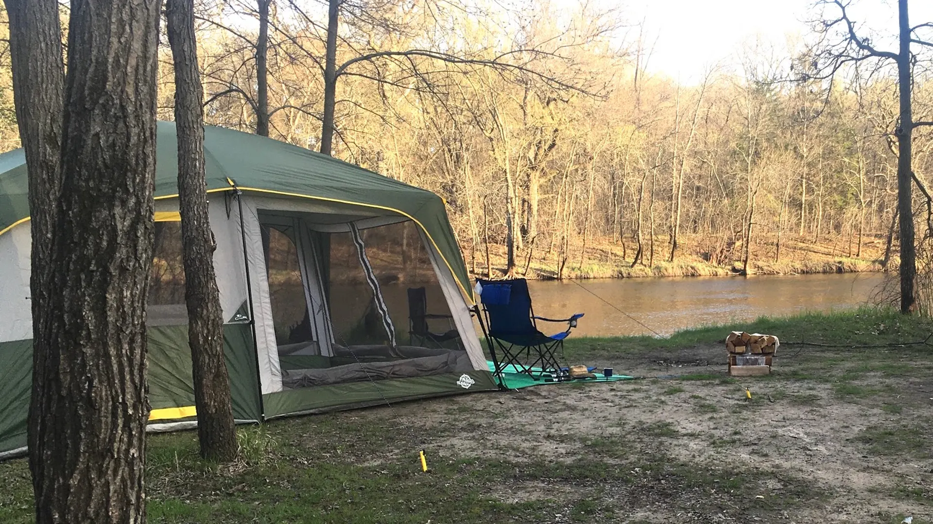 tent for six persons DMH OUTDOORS 6 Person Tents Camping Large Cabin with Screen Porch Zubehör D610 color:AV of space Schadenfall: Makler beschädigt Markise
