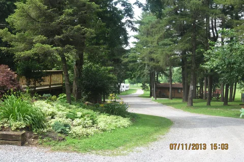 Roamers Retreat Campground