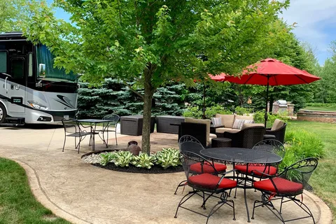 Hearthside Grove Luxury Motorcoach Resort