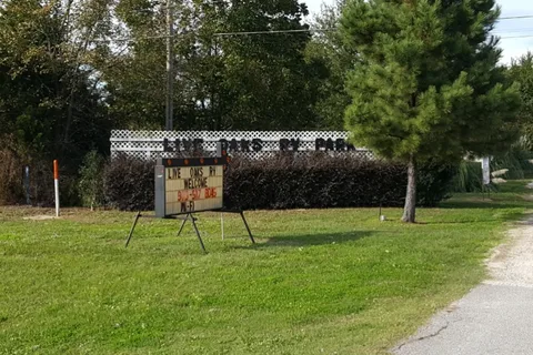Live Oaks RV Parks