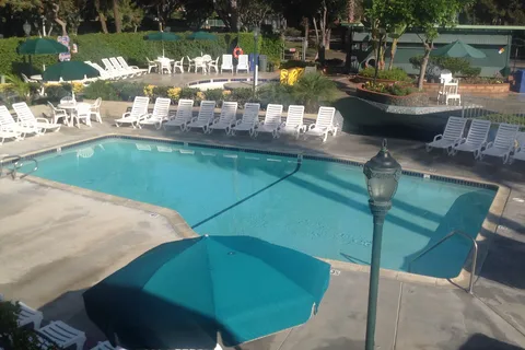 Campland On The Bay