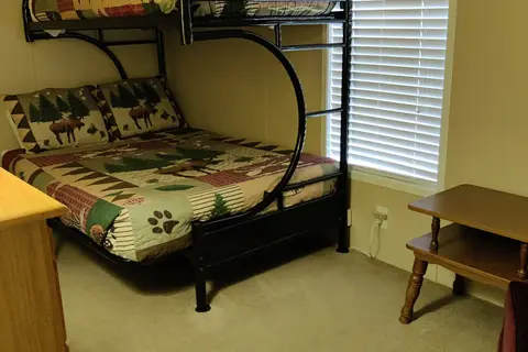 Kellers Kove Cabin and RV Resort