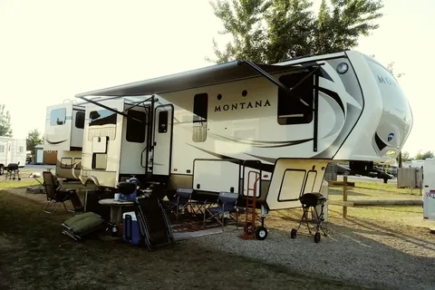 Twin Pine RV Park
