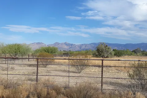 Rincon Country East RV Resort