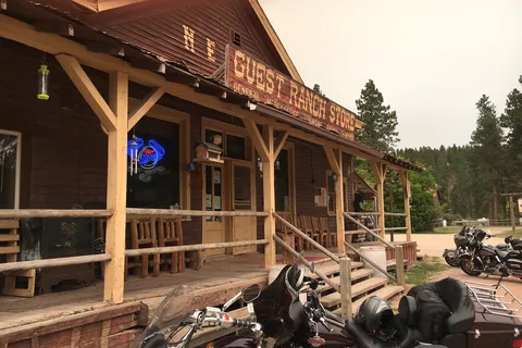 Nemo Guest Ranch