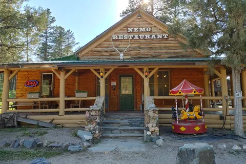 Nemo Guest Ranch
