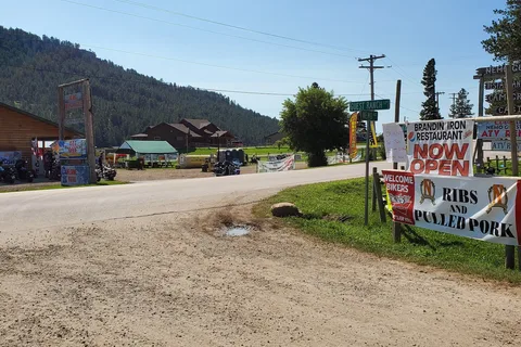 Nemo Guest Ranch