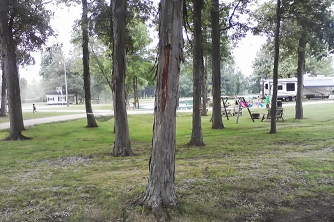 Fox Lake Campground