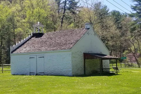 Chinquapin Hill - Caledonia State Park
