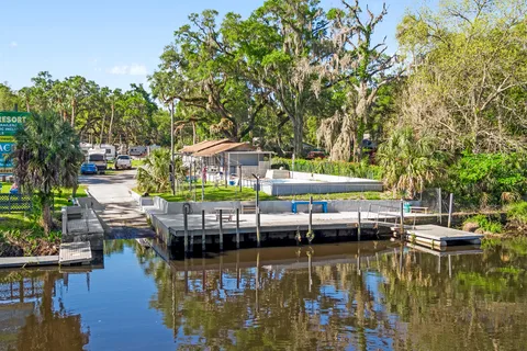 Citrus River Village