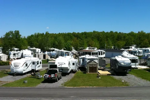 Coop Camping Saint-Esprit