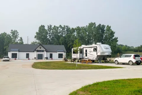 Hidden Lakes RV Resort