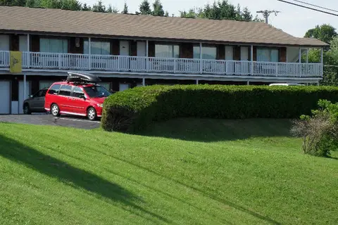 Roger's Campground and Motel