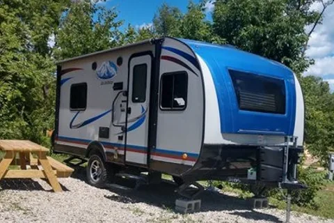 Claremar Twin Lakes Camping Resort