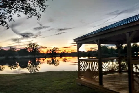 Claremar Twin Lakes Camping Resort