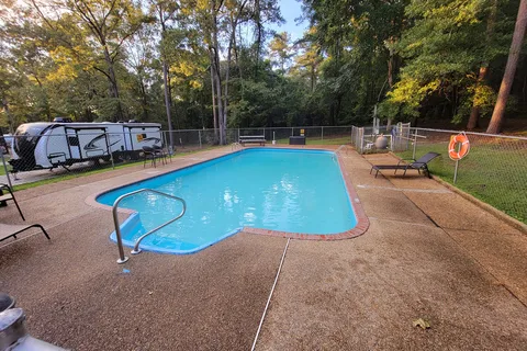 Sleepy Hollow RV Park