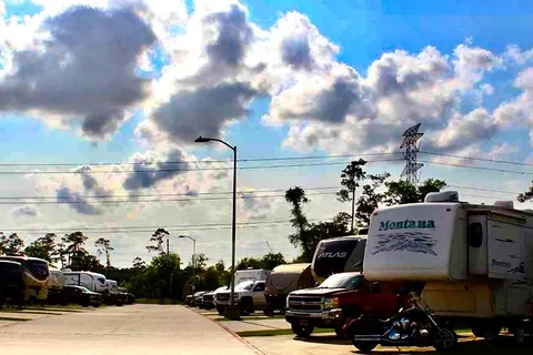 Bayou Bend RV Resort
