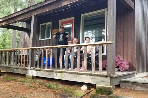 Antlers Kingfisher Lodge and Trailer Park