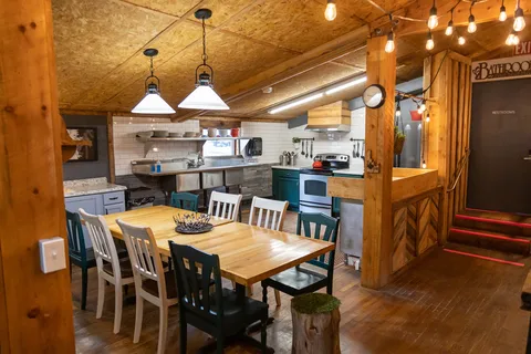 Stanley RV + Basecamp Lodge