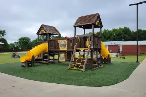 Monkey Island RV Resort and Cabins