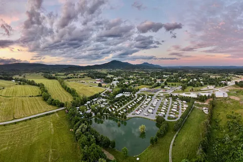 Around Pond RV Park