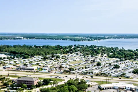 Sunny Pines RV & Mobile Home Park