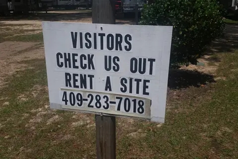 Paradise RV Senior Community