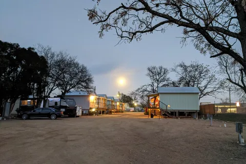 River Trail Cottages