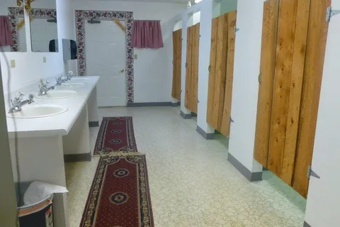 All Seasons Campground and Cabins