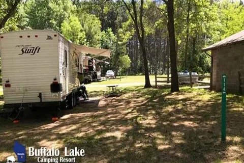 Buffalo Lake Camping Resort