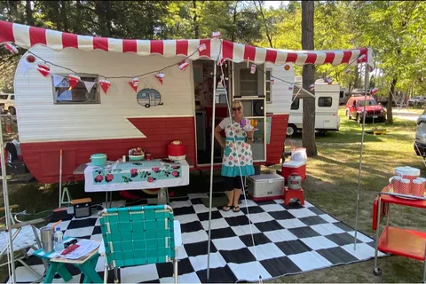 Buffalo Lake Camping Resort