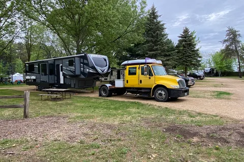 Buffalo Lake Camping Resort