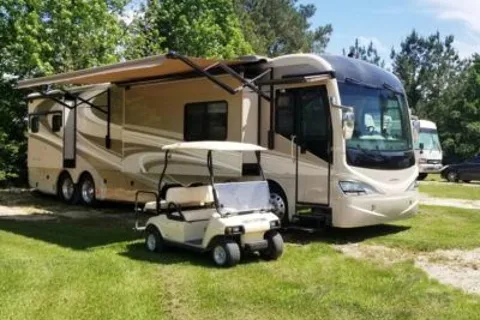 Cut N Shoot RV Park