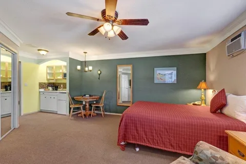 Holiday Park RV Resort