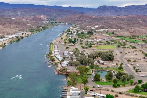 Pirate's Den RV Resort and Marina
