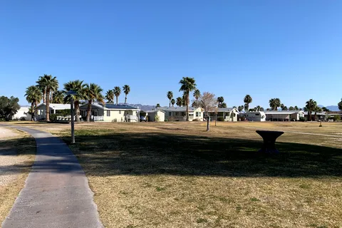 Lake Tamarisk Desert Resort