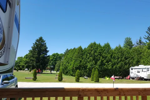 Fiddlehead Resort Camp