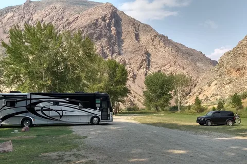 Royal Gorge Resort