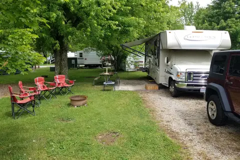 Adventure Bound Camping Resorts - Pleasant View